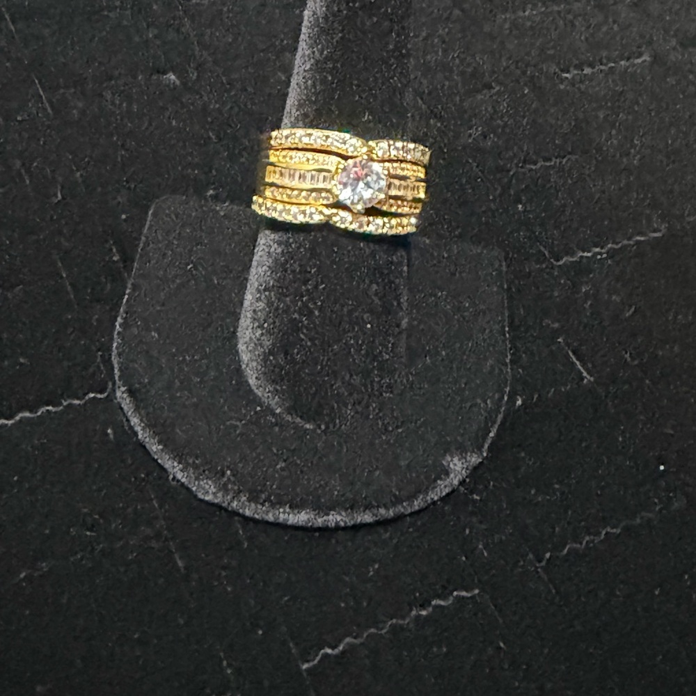 Women's Ring Size 9 Gold Plated Wedding Ring Set | CZ Costume Jewelry Bridal Set
